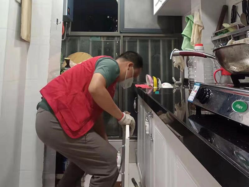 北京原生墅康和園小區(qū) 廚房翻新改造 瓷磚鋪貼 水電裝修半包服務