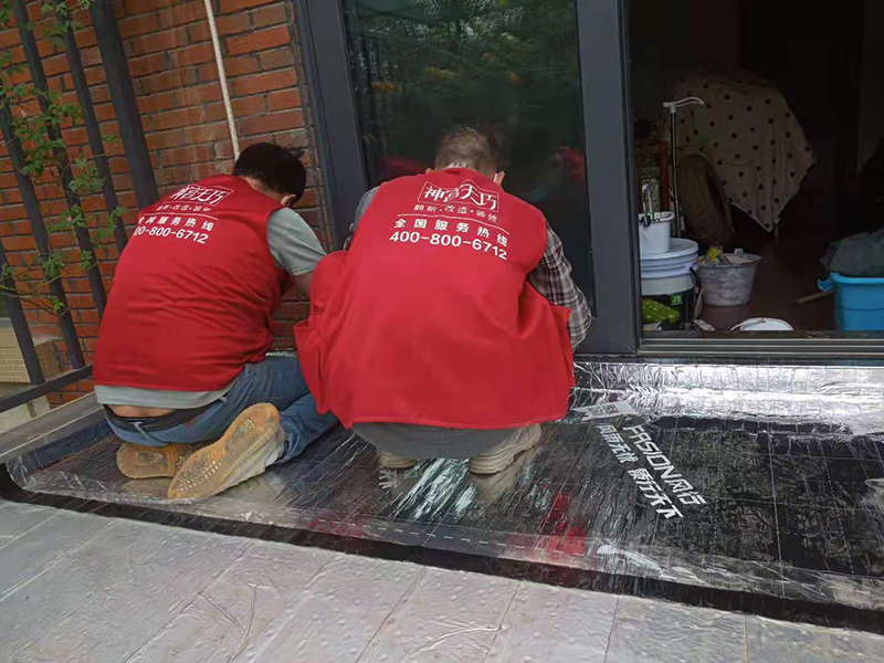 為什么陽臺(tái)瓷磚老是起鼓脫落？翻新需要全部拆除重做嗎？(圖2)